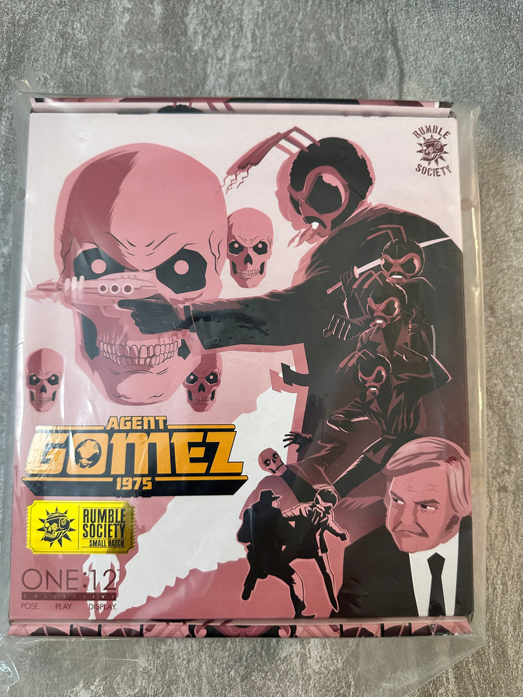 Mezco One:12 Agent Gomez “Back the F-Up Remix” – Sealed, Mint in Shipper Bag