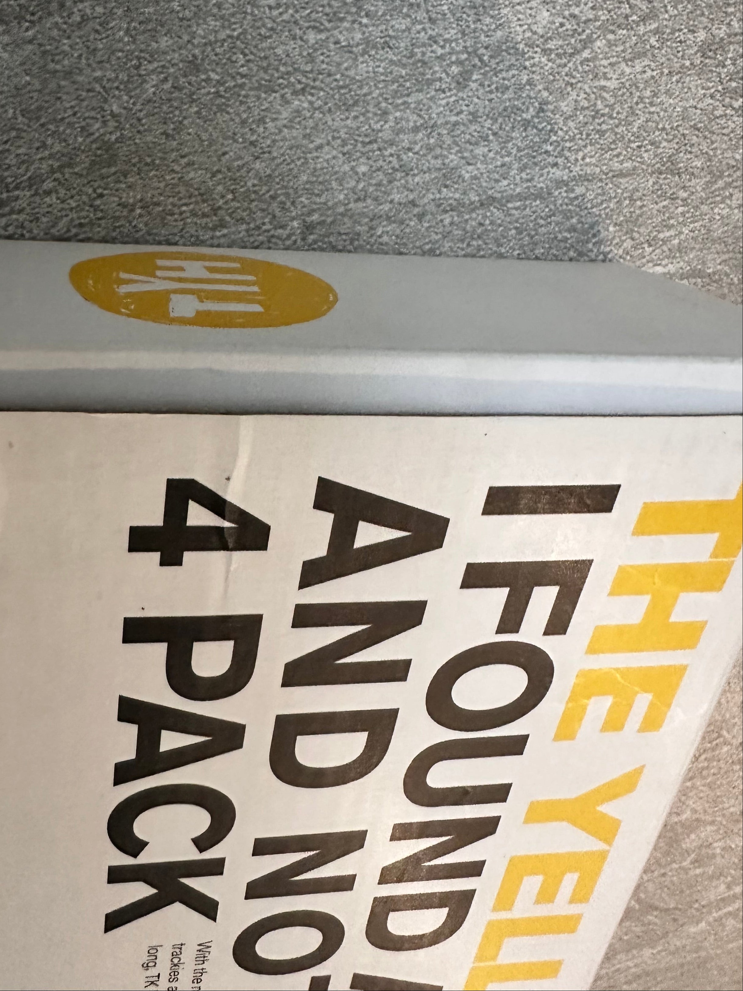 ThreeA Action Portable Yellow Hornets TYH 4 Pack SDCC 2011 Exclusive 1/12 Open