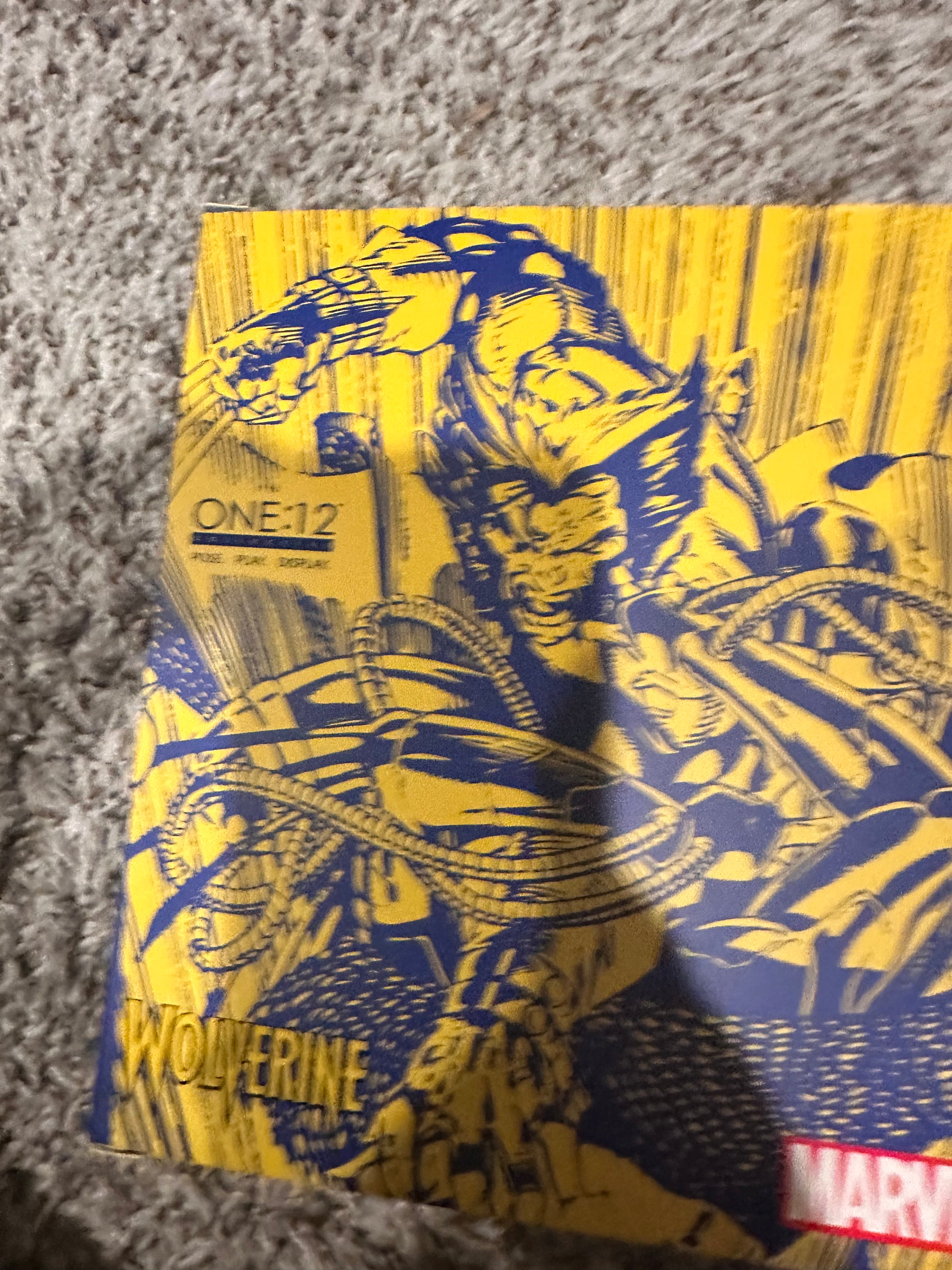 Mezco One:12 Collective Wolverine Uncanny X-Men Marvel 1:12 Figure Open Complete