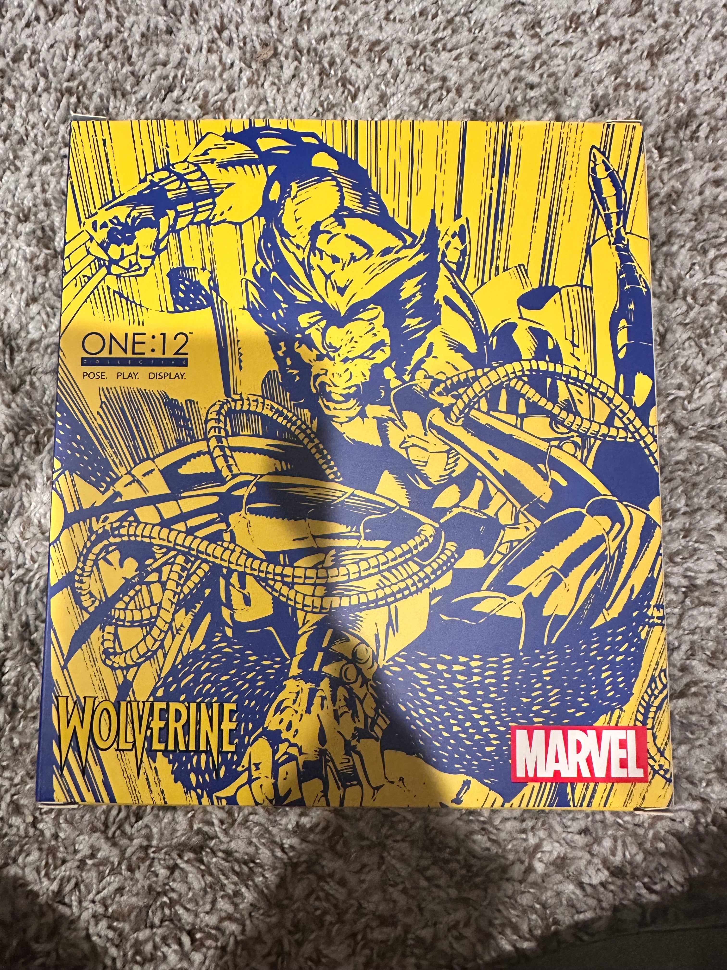 Mezco One:12 Collective Wolverine Uncanny X-Men Marvel 1:12 Figure Open Complete