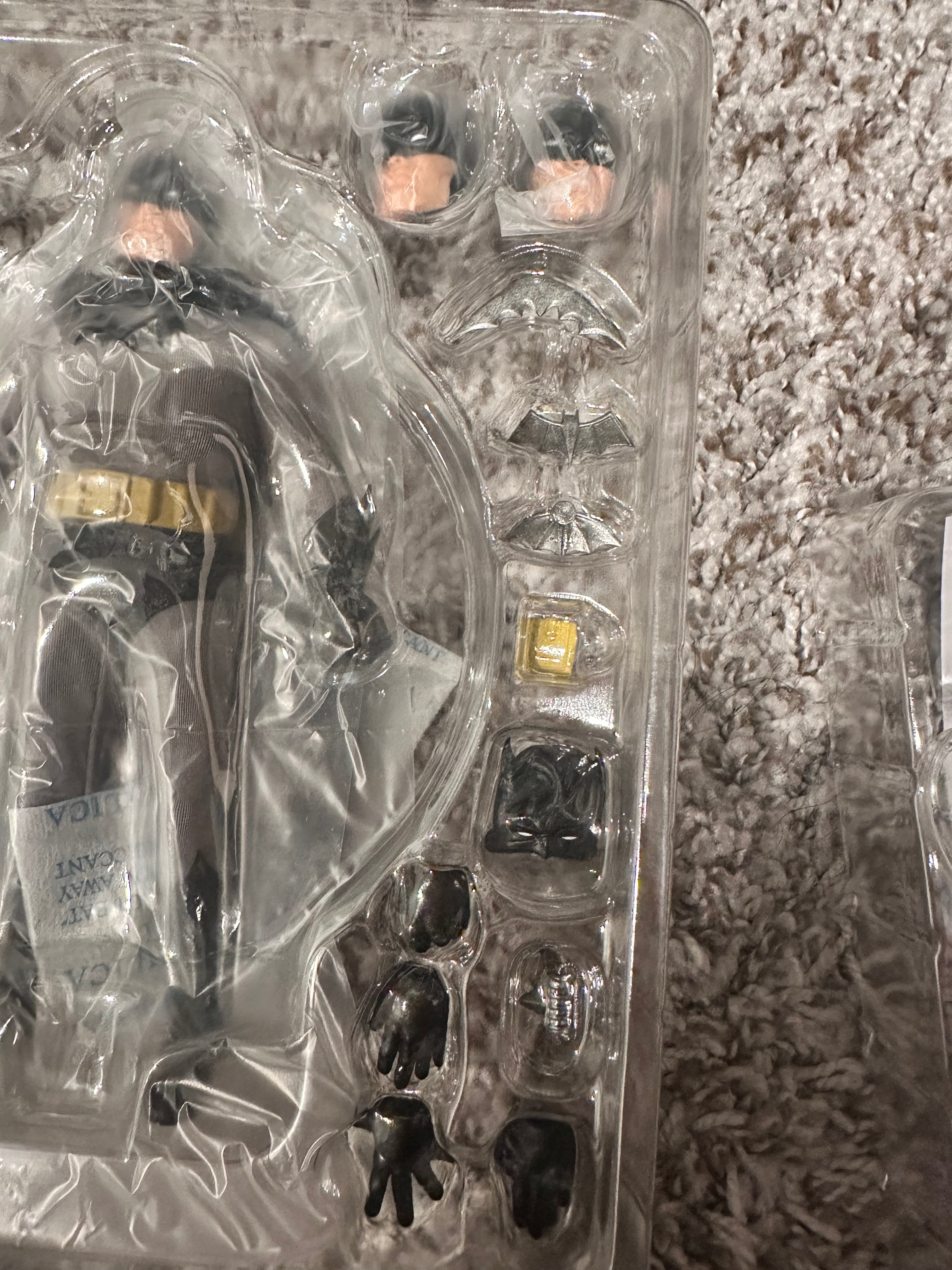 Mezco One:12 Collective Golden Age Batman Variant One Open Box Complete
