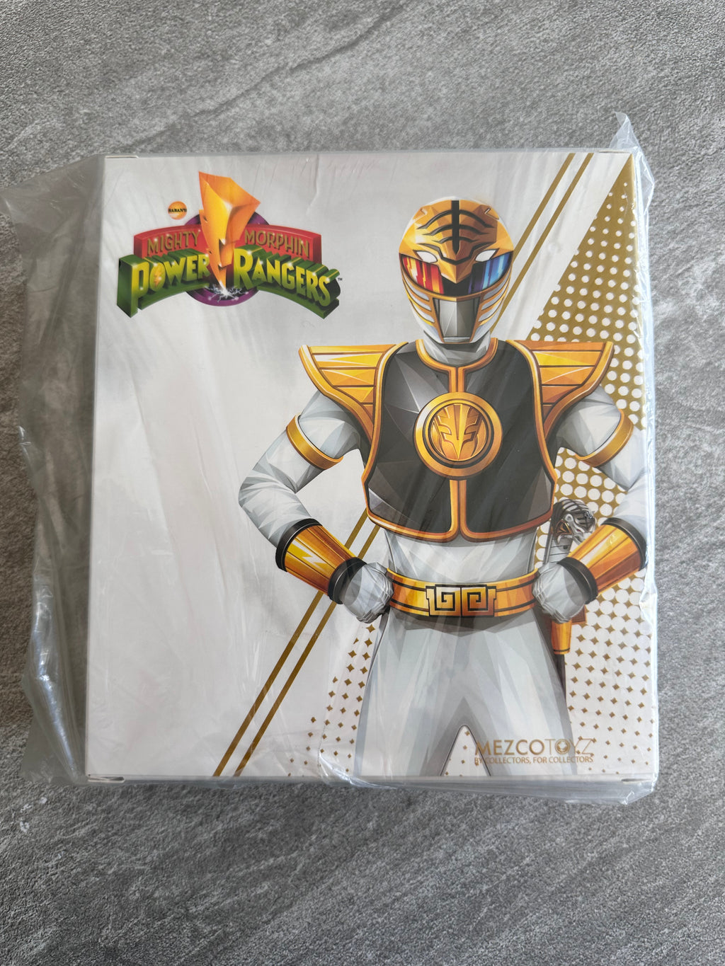 Mezco One 12 Mighty Morphin Power Rangers Exclusive White Ranger 1/12 New