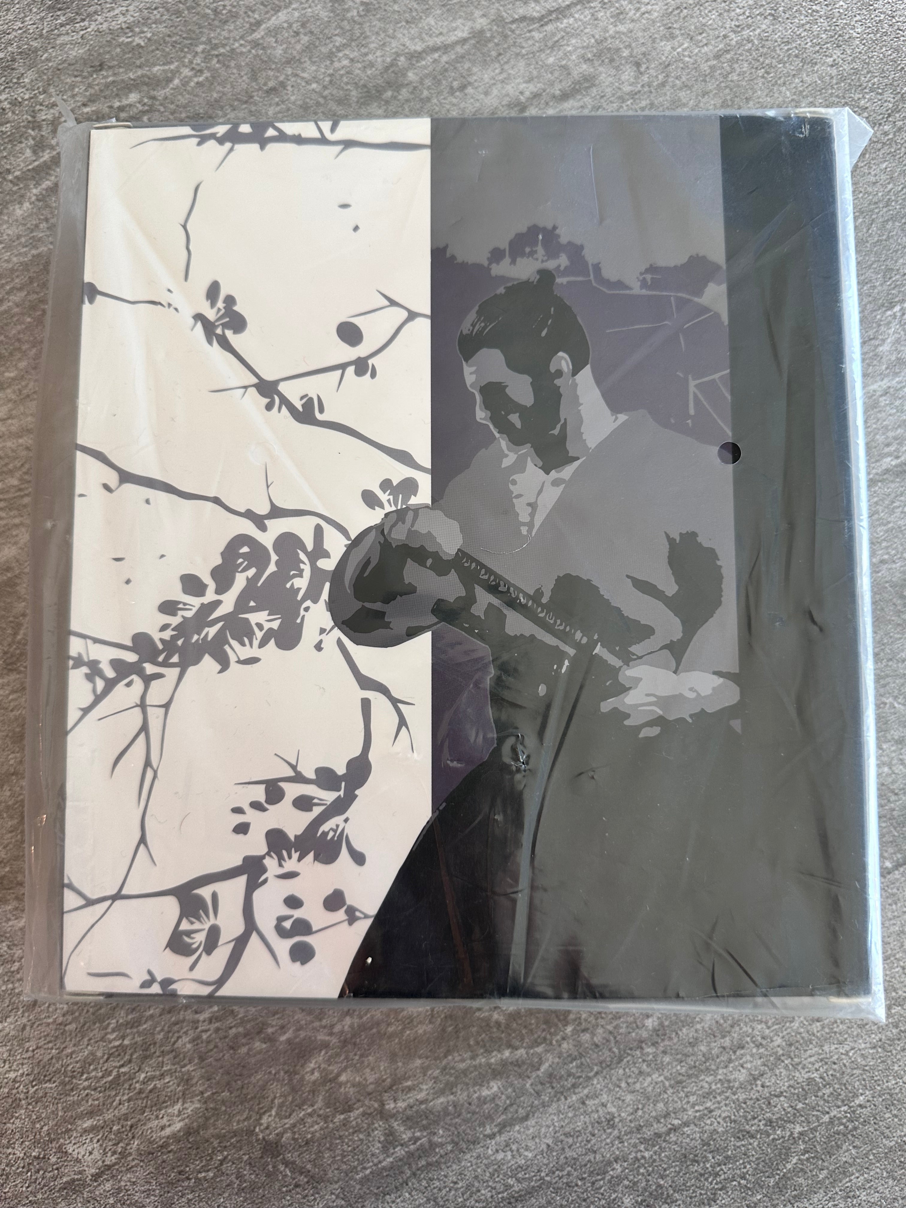 Mezco One:12 Collective Wolverine Ronin 5 Marvel X-Men Logan Action Figure OPEN