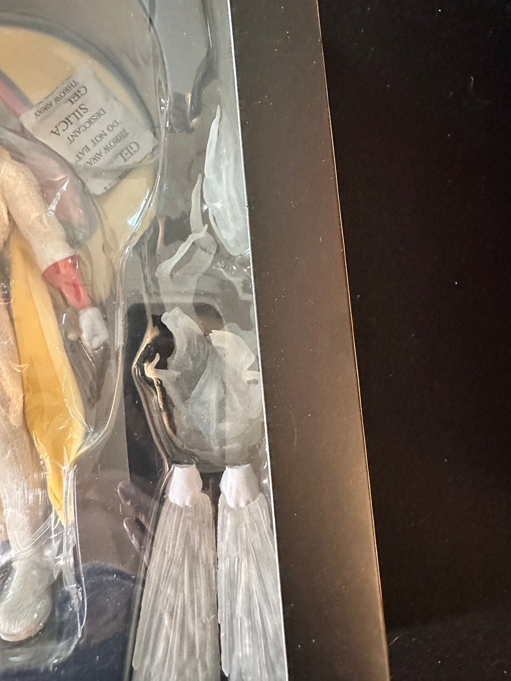 Mezco One:12 Entertainment Earth Exclusive Space Ghost Figure Open for Inspect