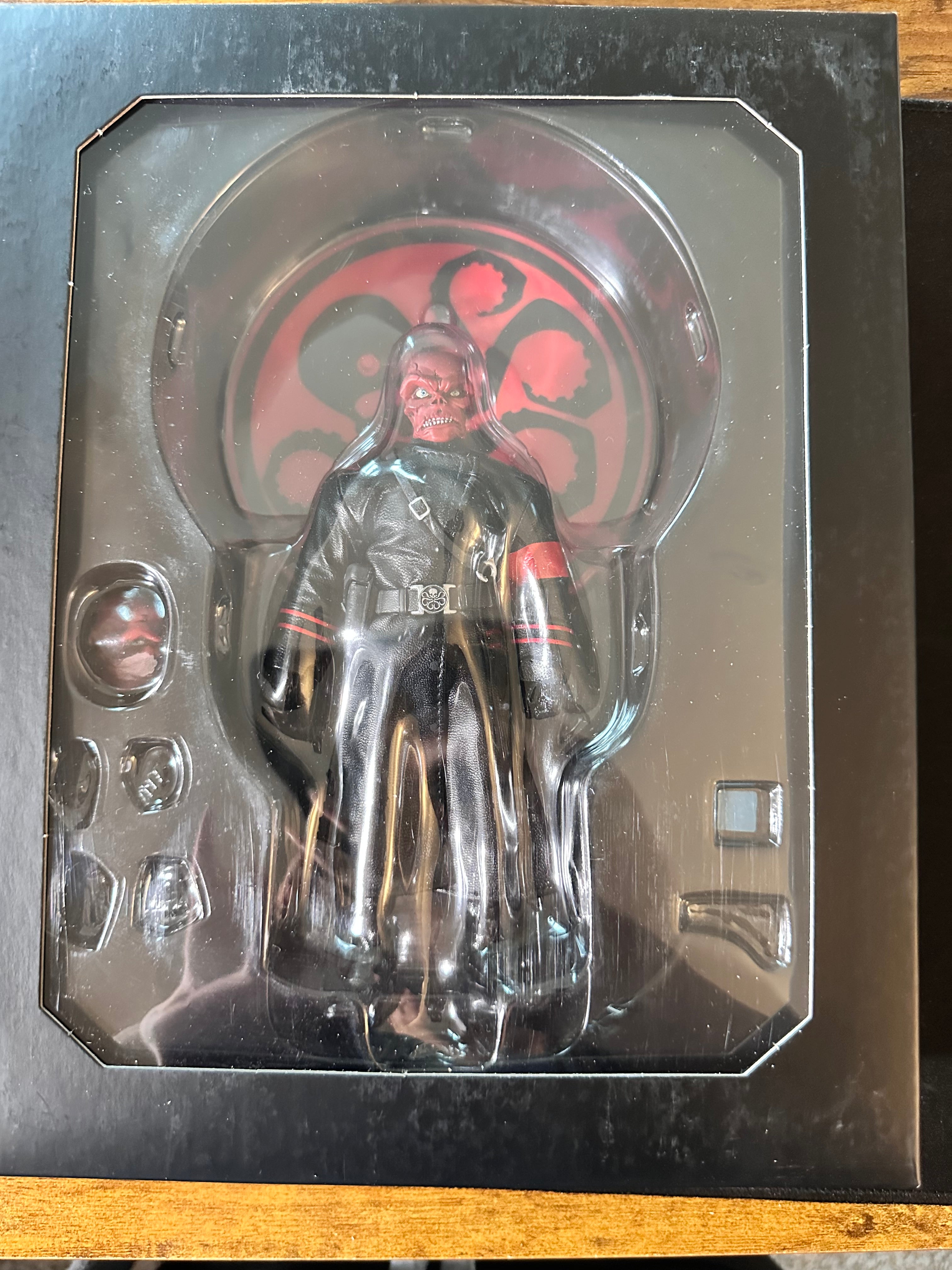 Red Skull Marvel Comics 2017 Mezco One:12 6" Action Figure Pistol Missing