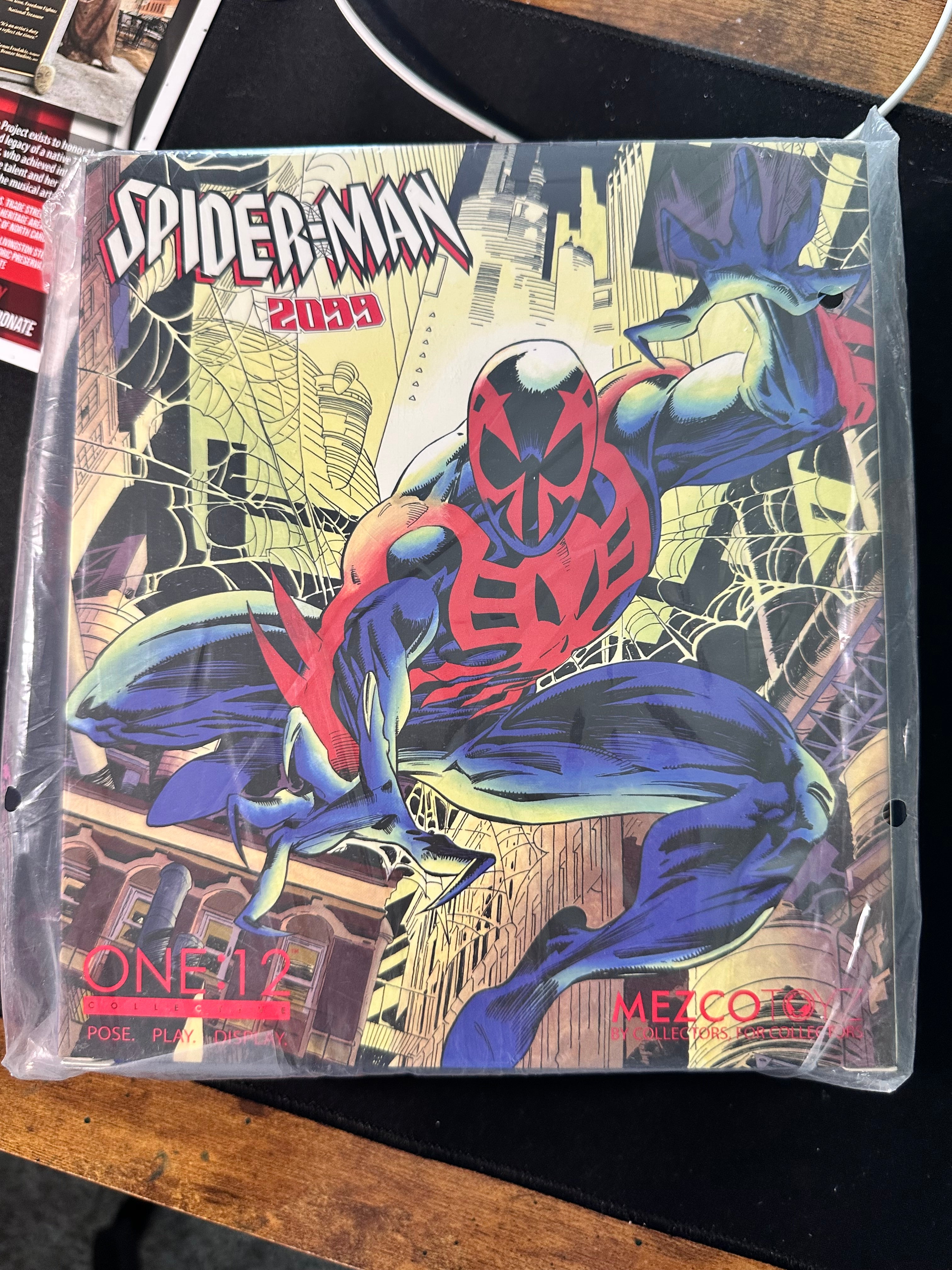 Mezco 1:12 Exclusive Spider-Man 2099 Action Figure New In Box