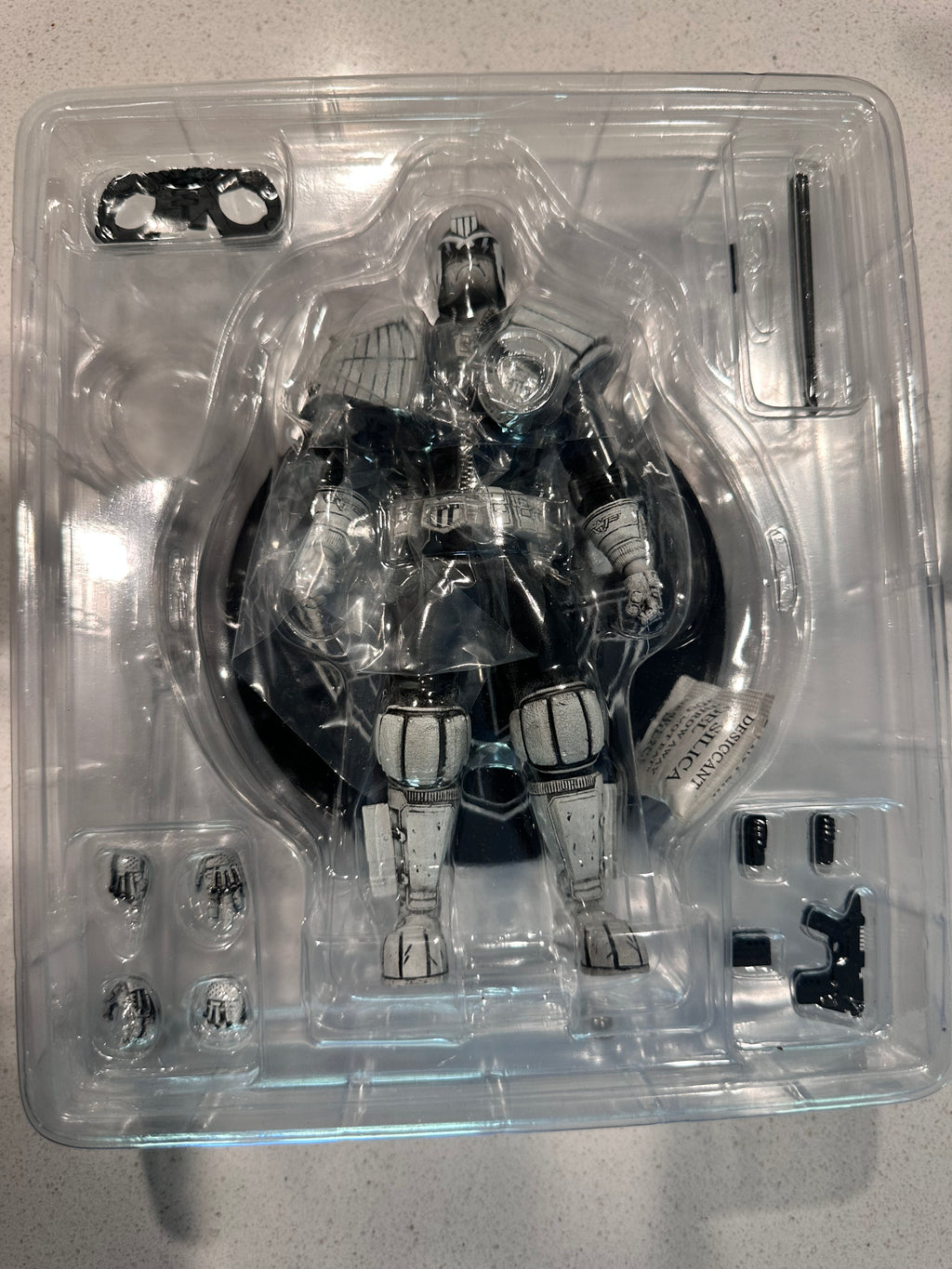 NYCC 2015 Exclusive Mezco ONE:12 Collective B&W Judge Dredd Figure NIB Complete